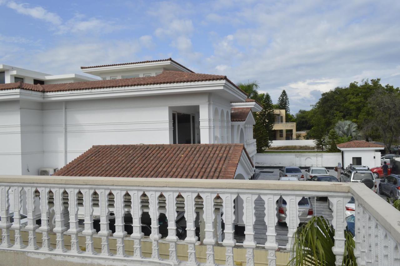 New Shelton Guest House Islamabad Exterior photo