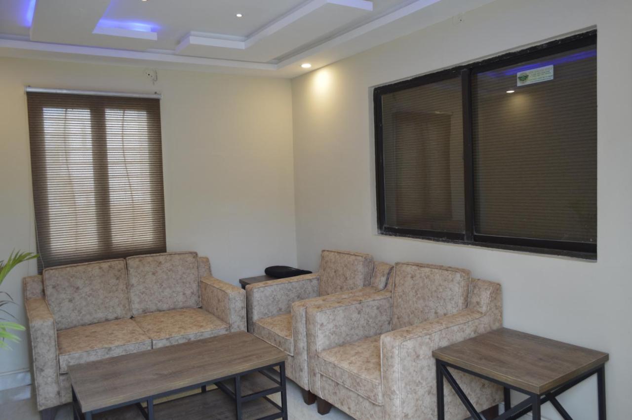 New Shelton Guest House Islamabad Exterior photo