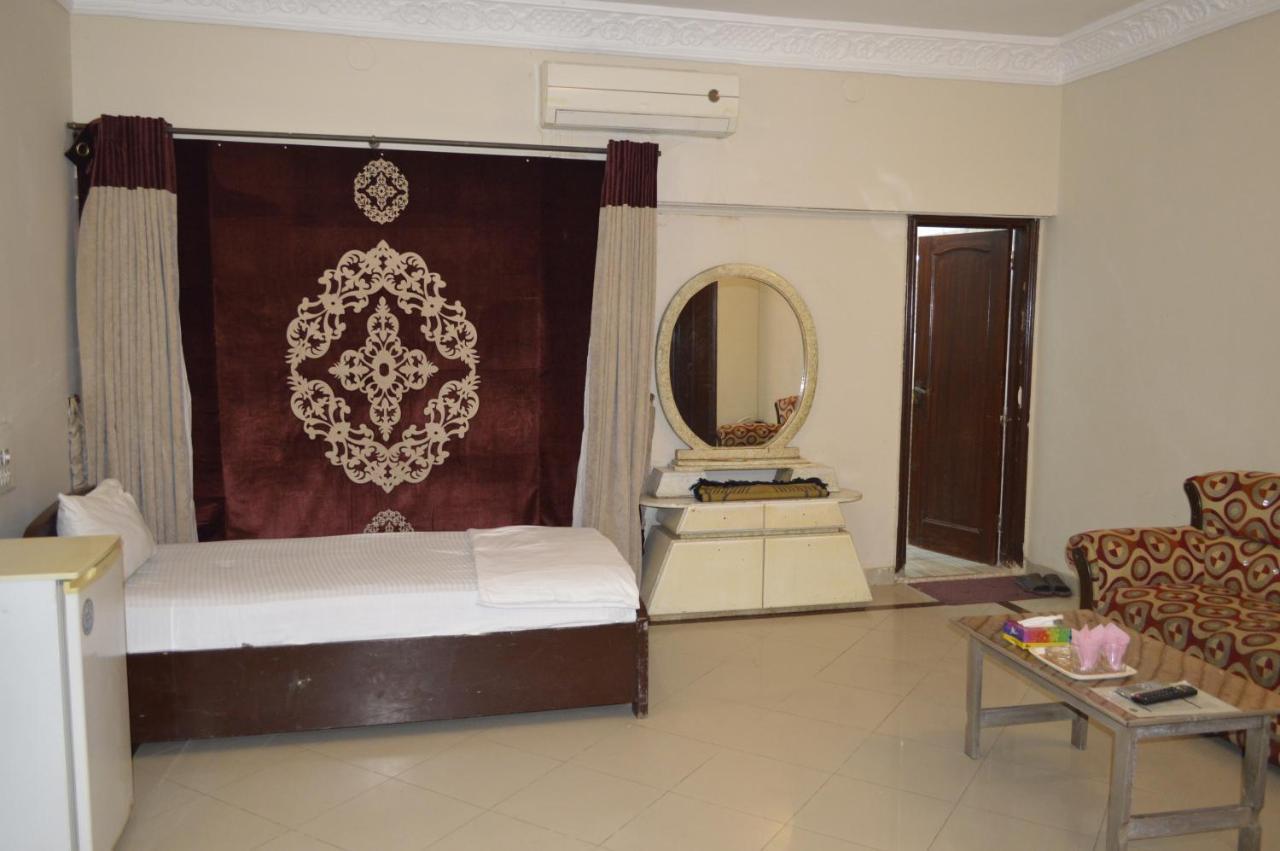 New Shelton Guest House Islamabad Exterior photo