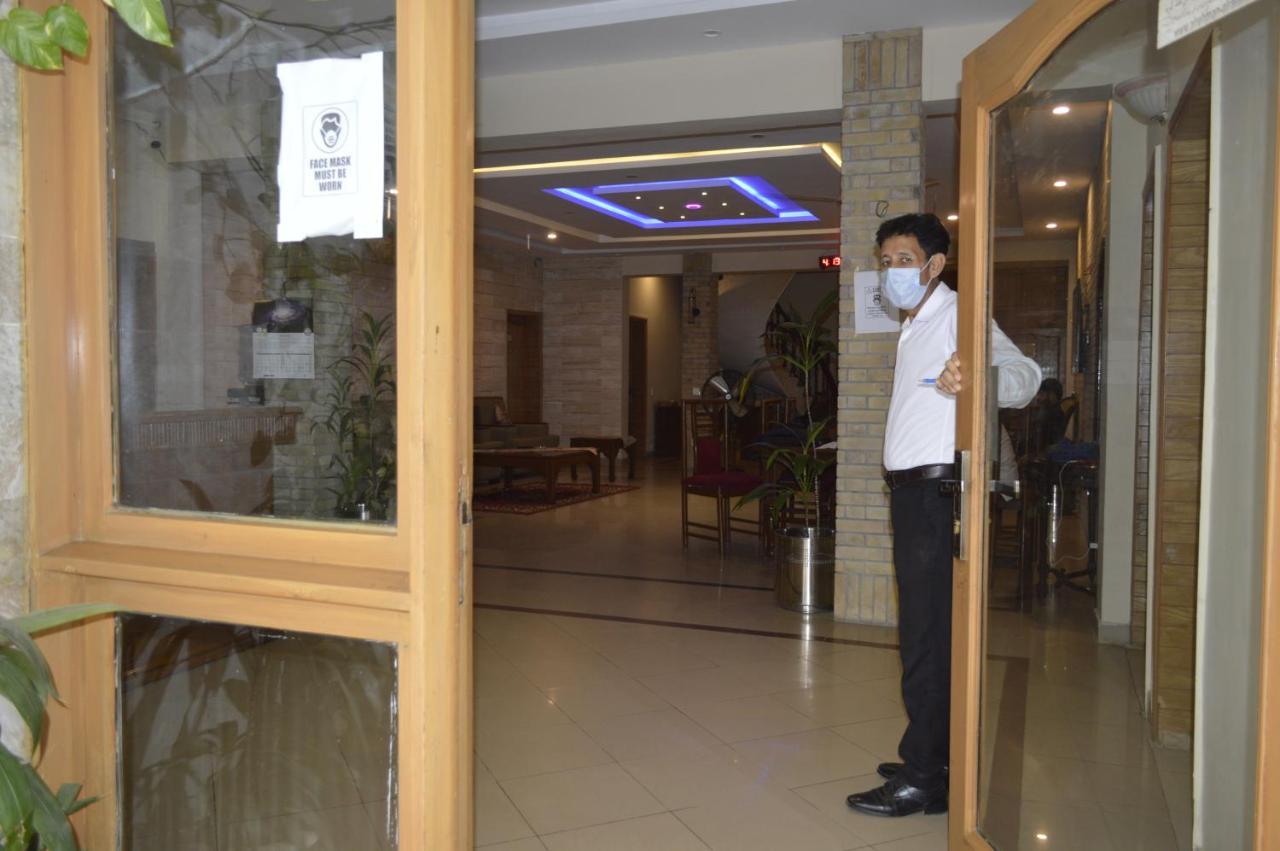 New Shelton Guest House Islamabad Exterior photo