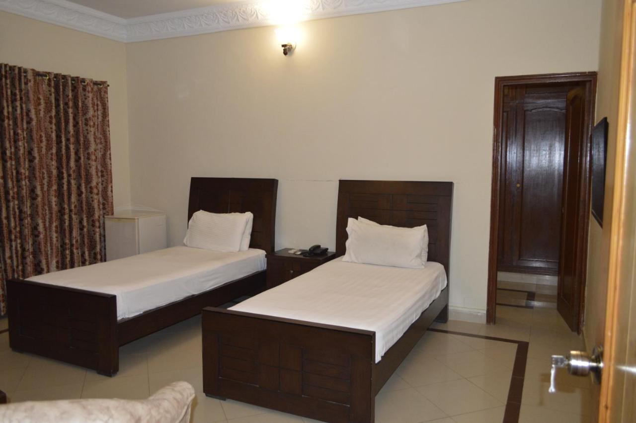 New Shelton Guest House Islamabad Exterior photo