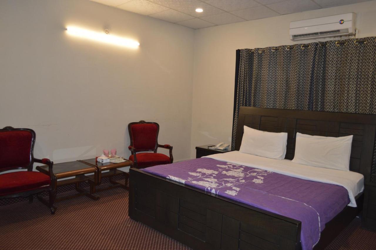 New Shelton Guest House Islamabad Exterior photo