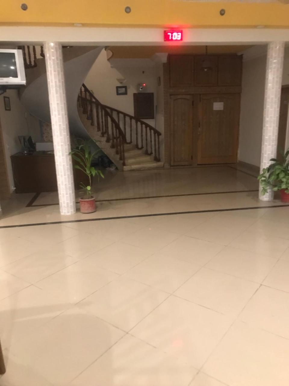 New Shelton Guest House Islamabad Exterior photo