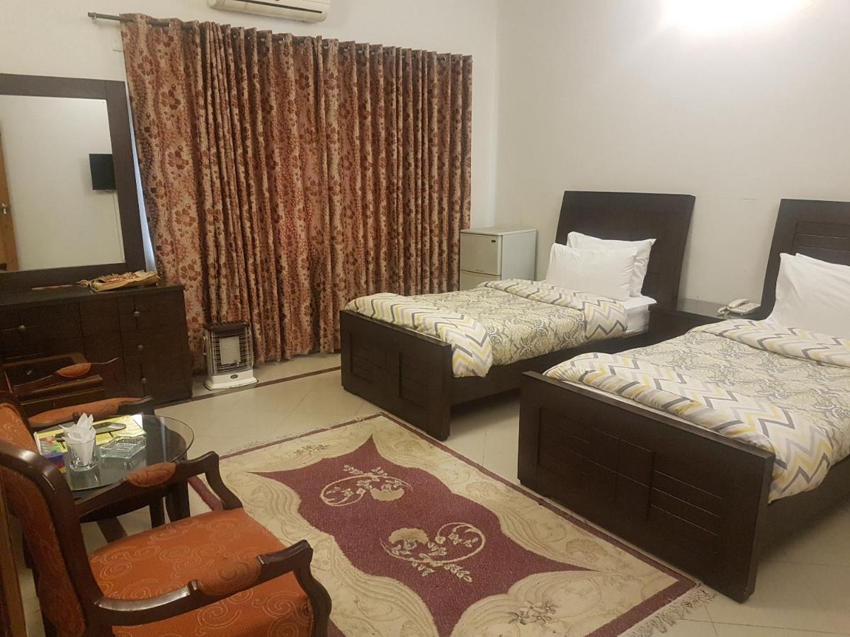 New Shelton Guest House Islamabad Exterior photo
